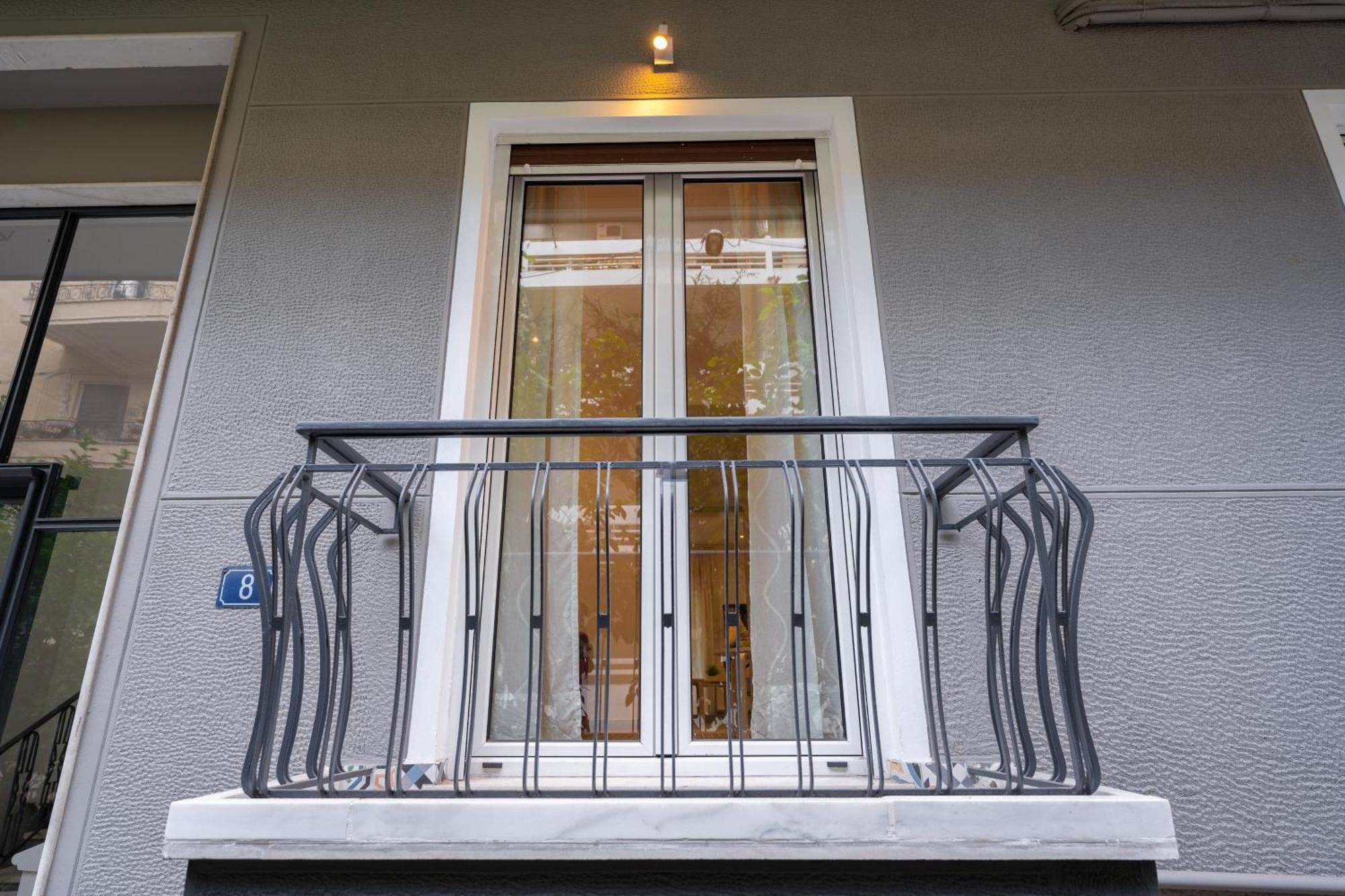 Spacious Modern Apartment In Athens Near Metro Exterior photo