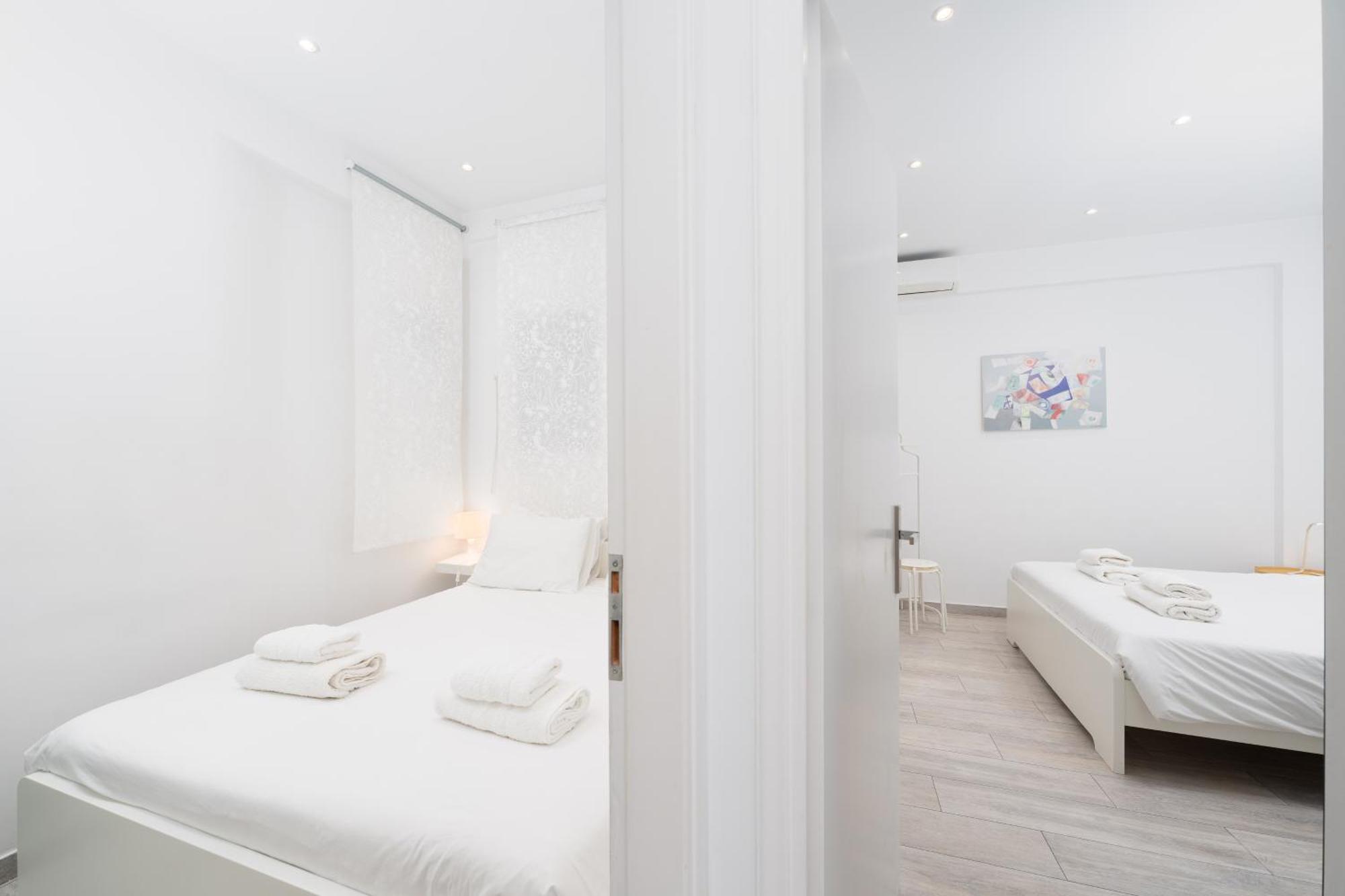 Spacious Modern Apartment In Athens Near Metro Exterior photo