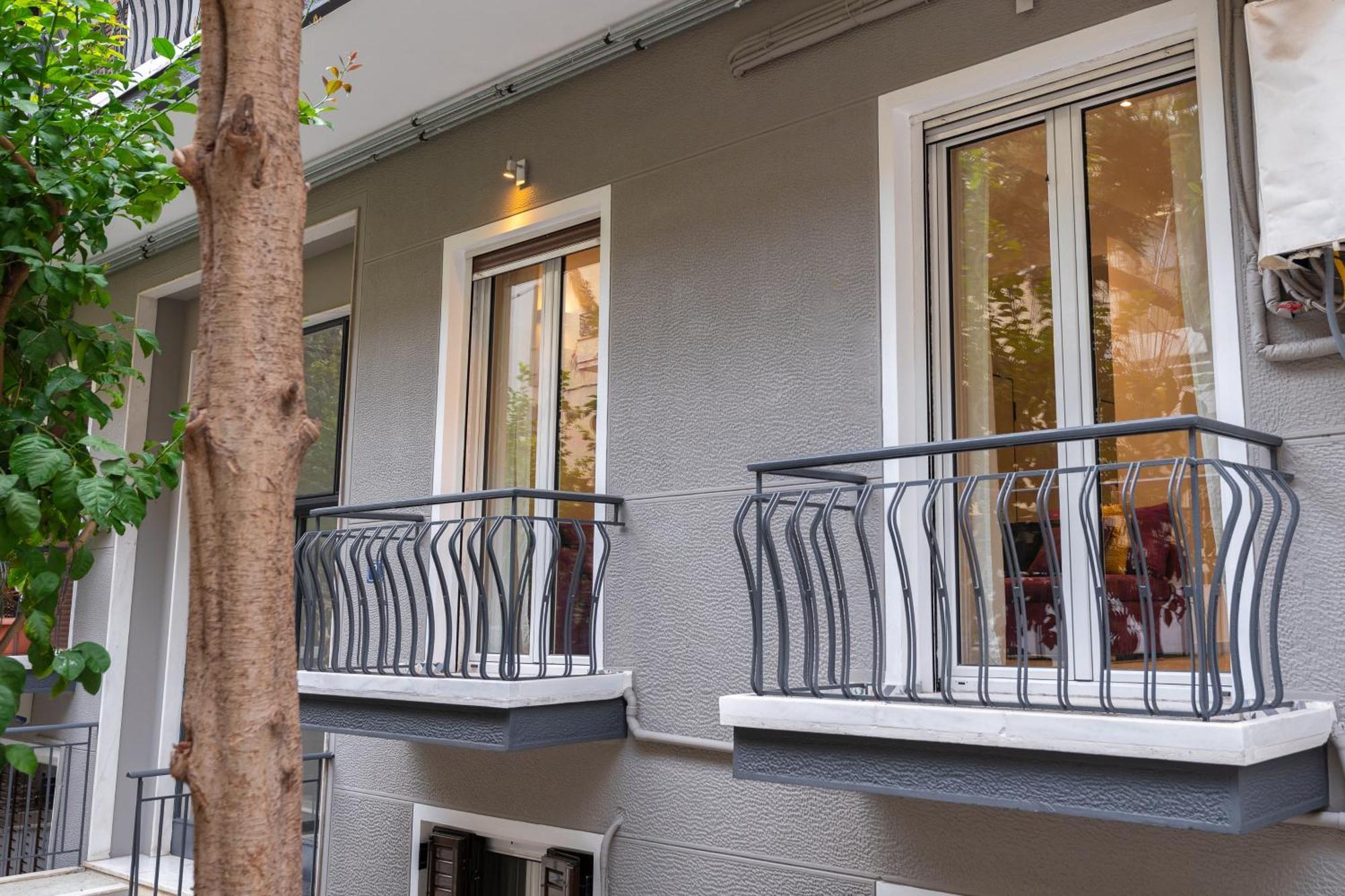 Spacious Modern Apartment In Athens Near Metro Exterior photo