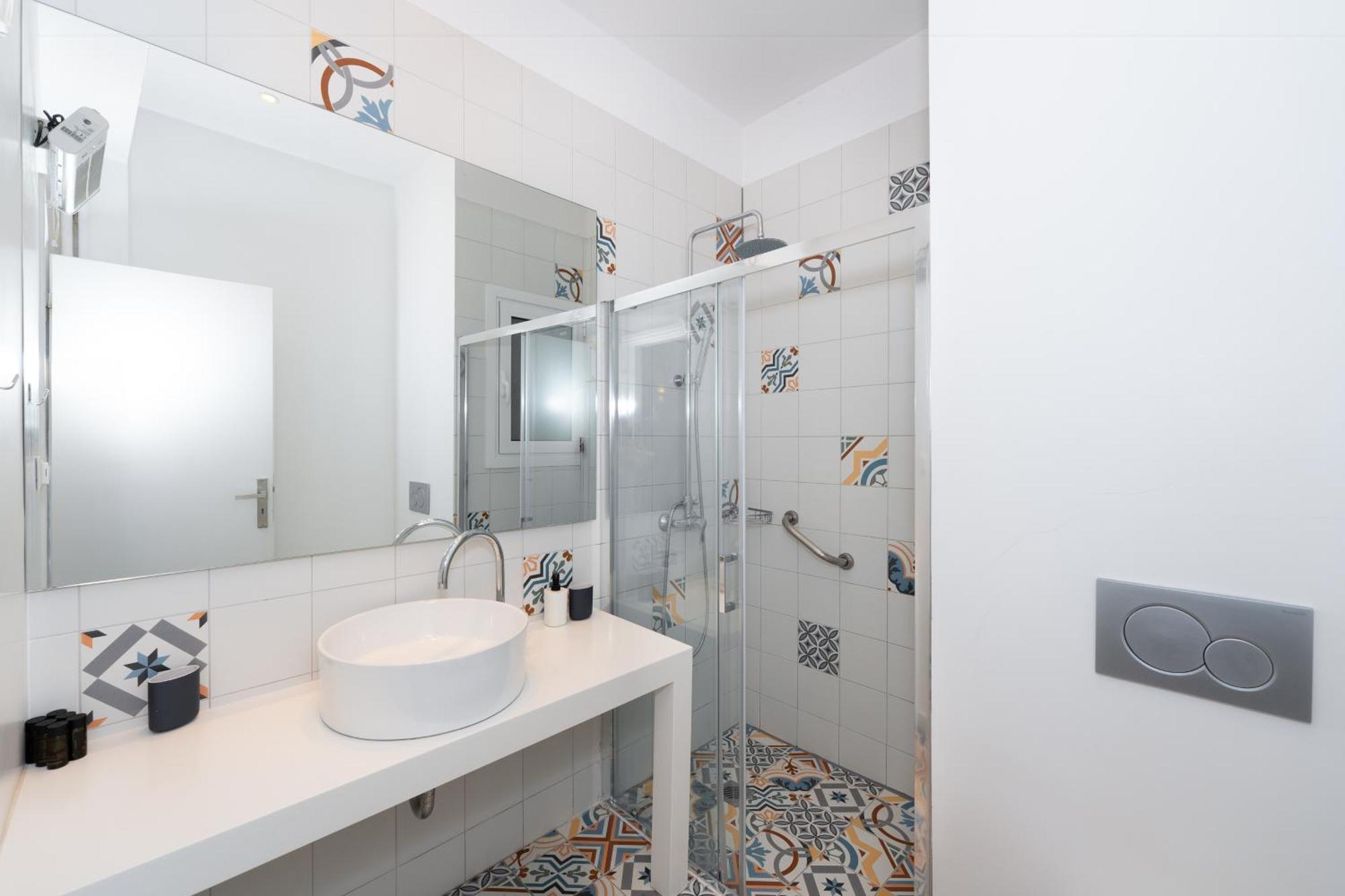 Spacious Modern Apartment In Athens Near Metro Exterior photo